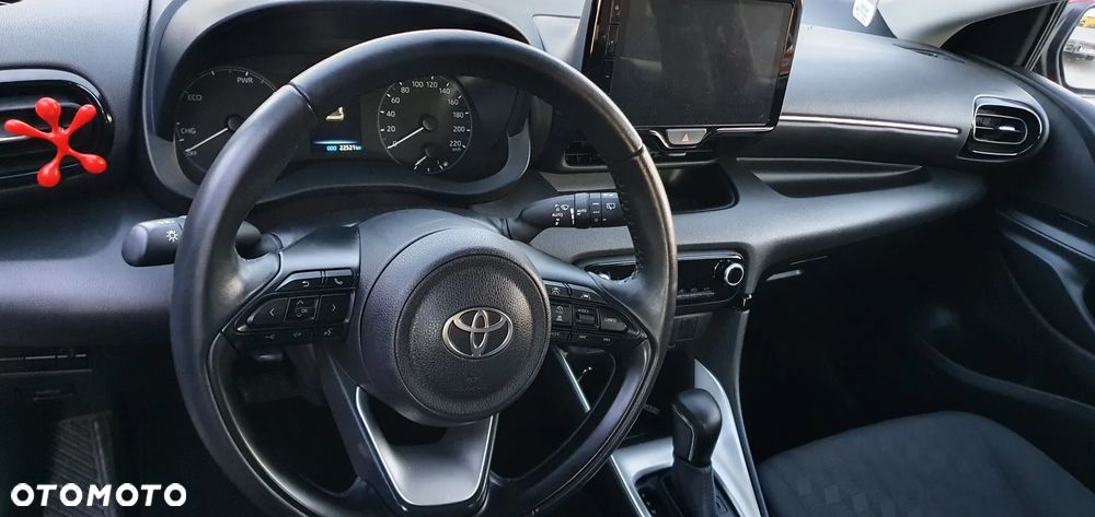 Toyota Yaris Cross - 11