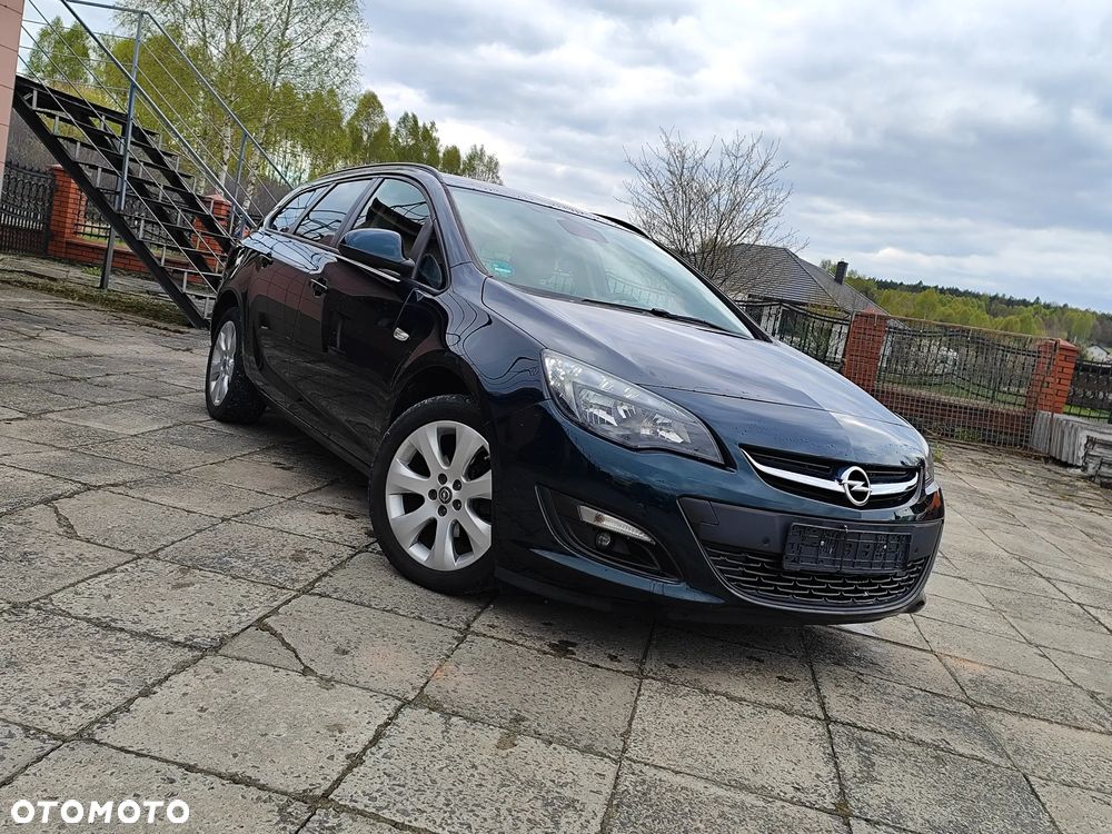 Opel Astra 1.4 Turbo Selection - 1