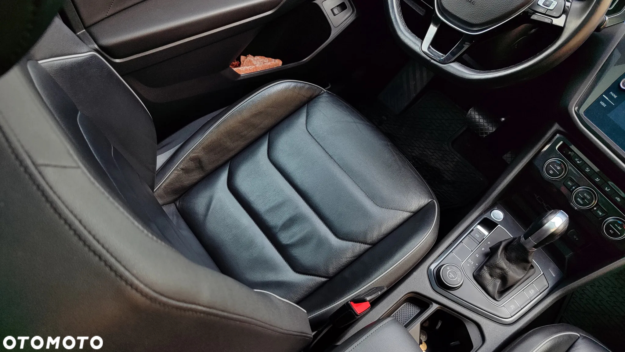 Volkswagen Tiguan 2.0 TSI 4Mot Elegance DSG - 25
