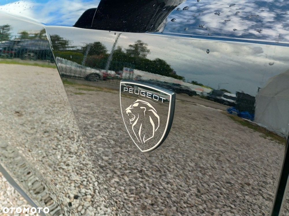 Peugeot 408 - 14