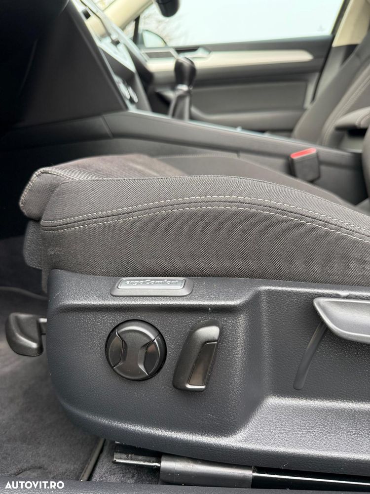 Volkswagen Passat Variant 2.0 TDI (BlueMotion Technology) Comfortline - 30