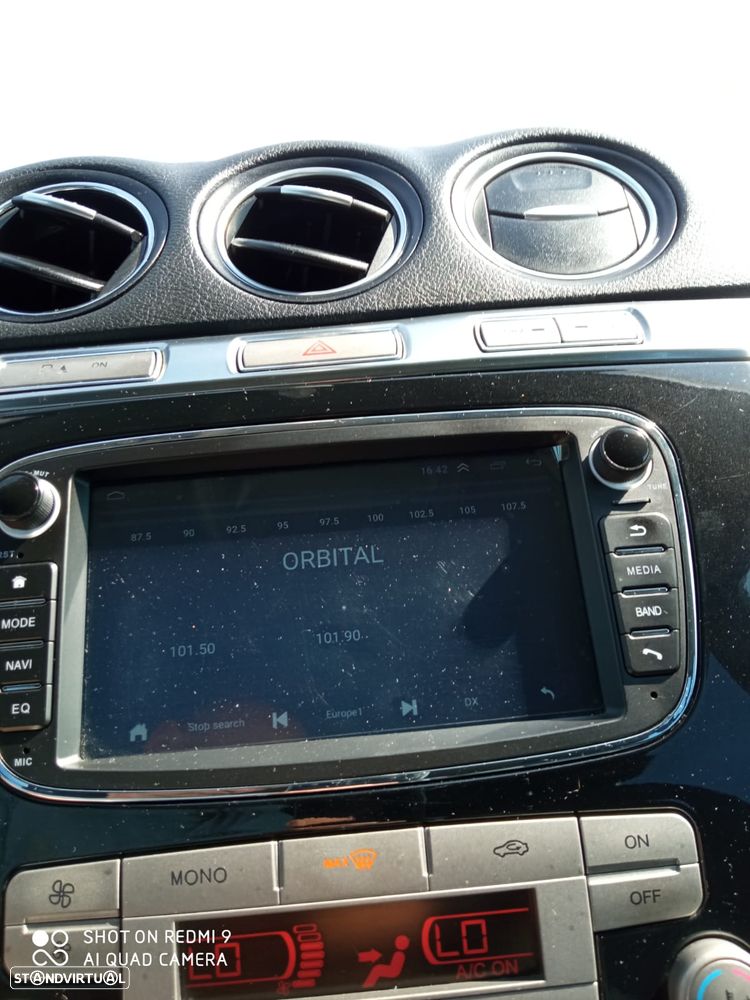 Ford S-Max 2.0 TDCi DPF Trend - 13