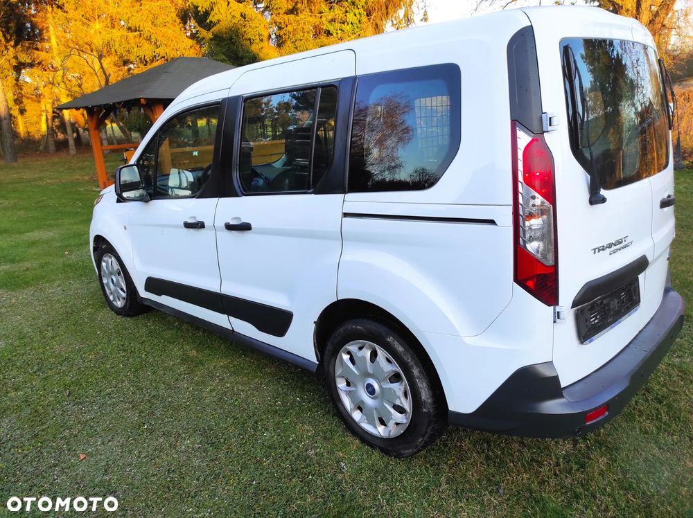 Ford Transit Connect - 10