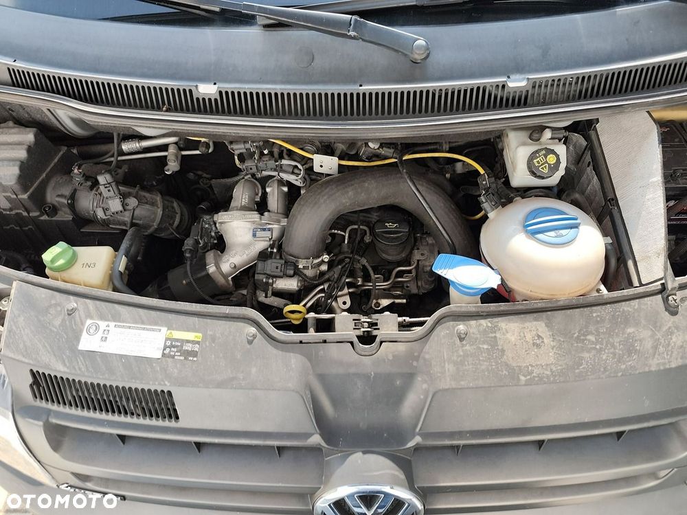 Volkswagen Multivan - 29