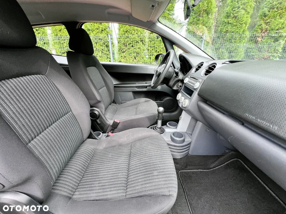 Mitsubishi Colt - 11