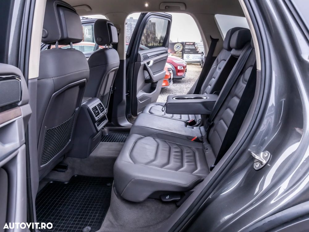 Volkswagen Touareg 3.0 V6 TDI 4Motion DPF Automatik Atmosphere - 17