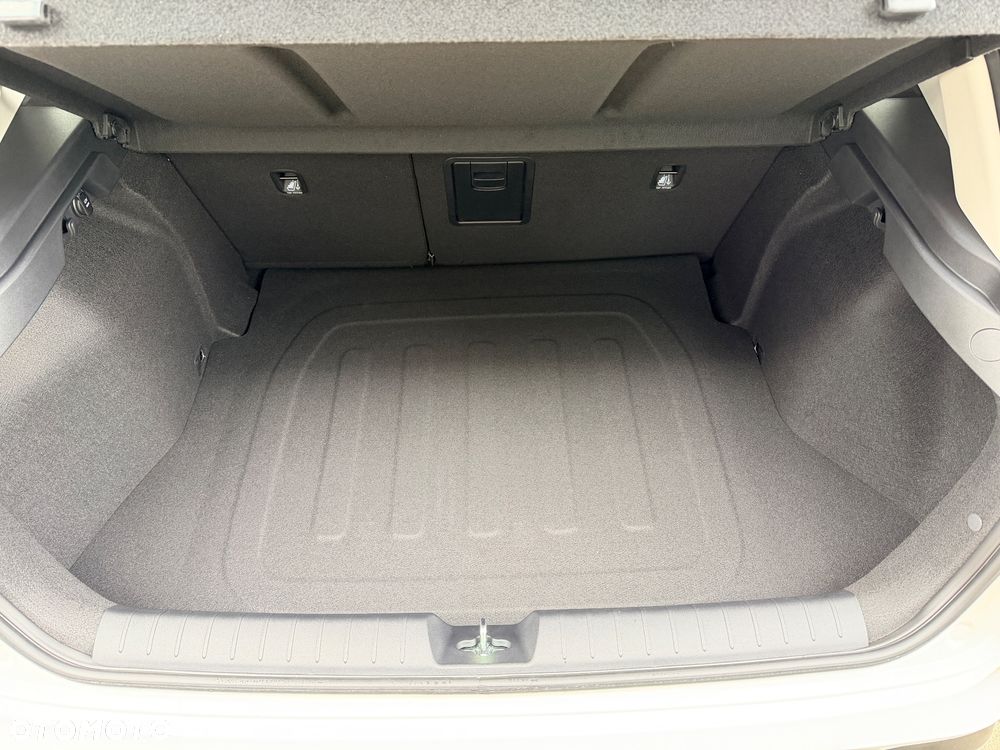 Kia K4 1.6 T-GDI L - 27