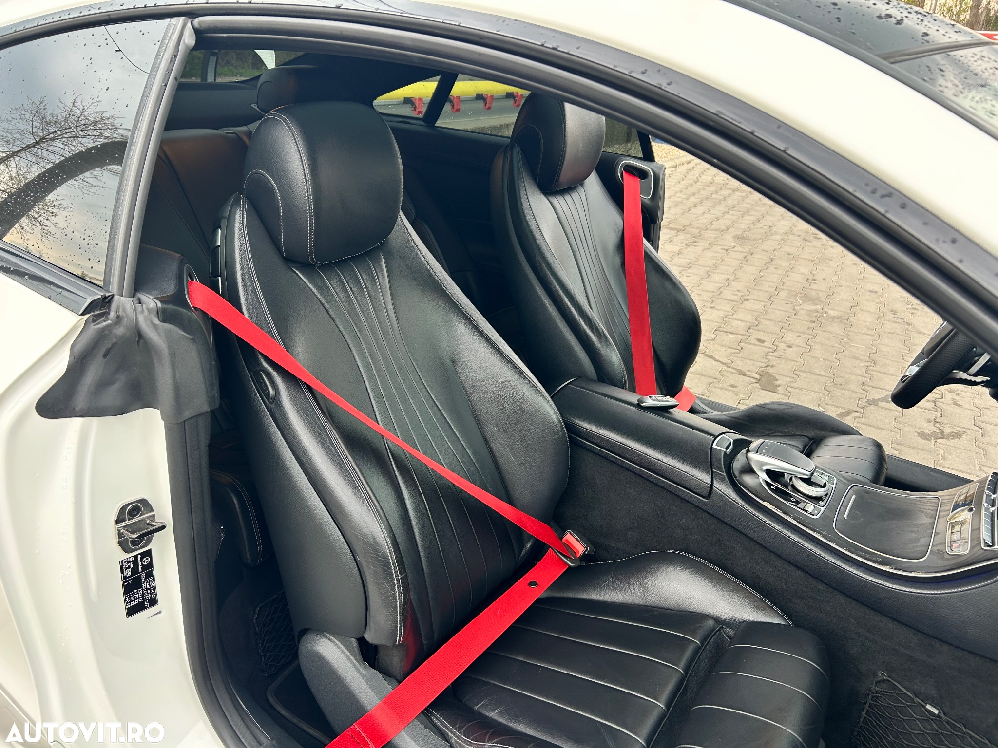 Mercedes-Benz E 220 d Coupe 9G-TRONIC AMG Line - 16