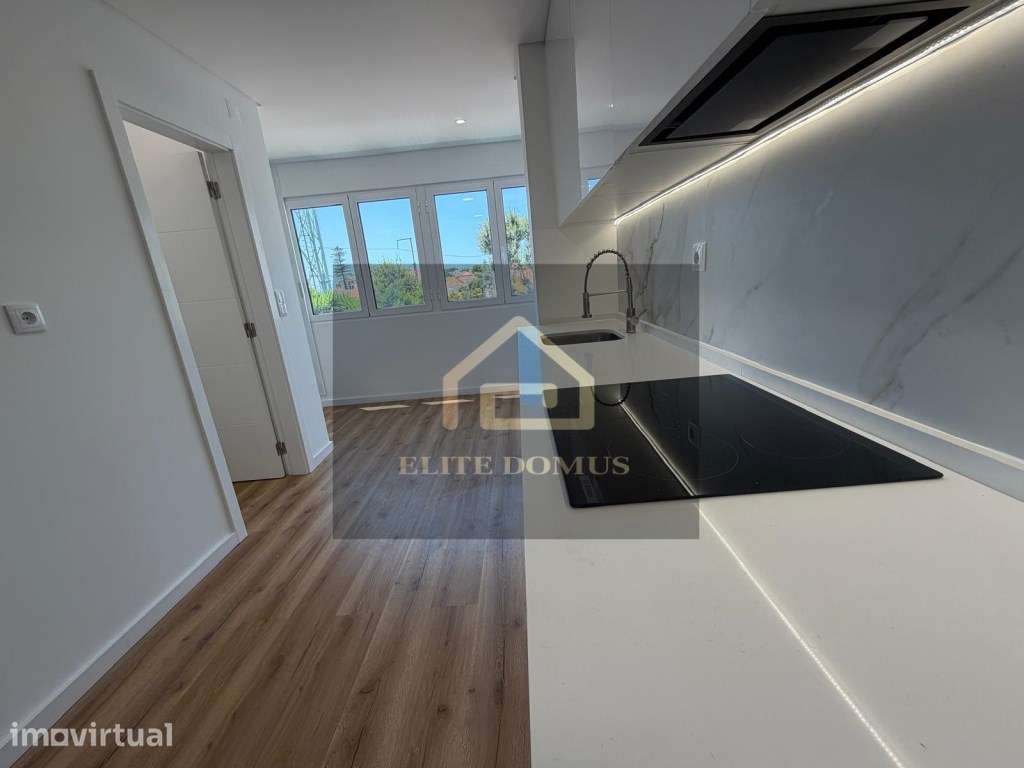 T2 Totalmente Remodelado - Parede - Junto a Estação! - Grande imagem: 5/29