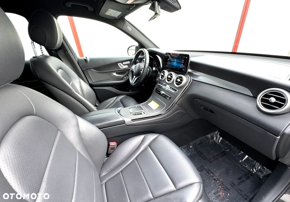 Mercedes-Benz GLC 300 4Matic 9G-TRONIC Exclusive - 15