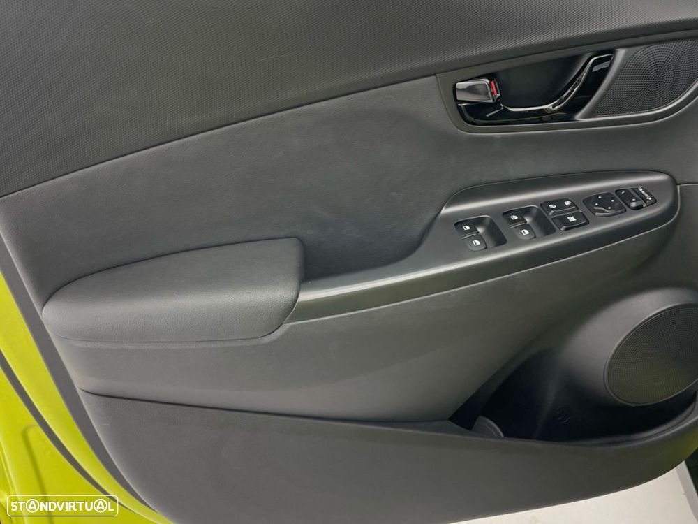 Hyundai Kauai 1.6 GDi HEV Premium - 17