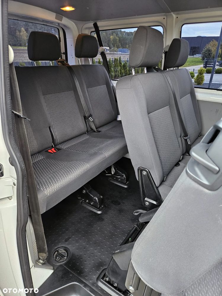 Volkswagen Transporter Caravelle Edition - 13
