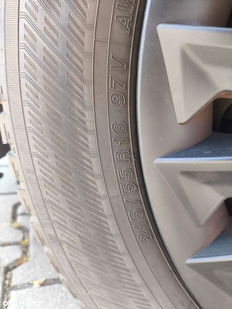 Volvo S80 2.4 - 23