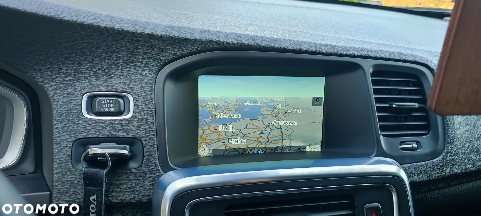 Volvo V60 D2 Momentum - 17