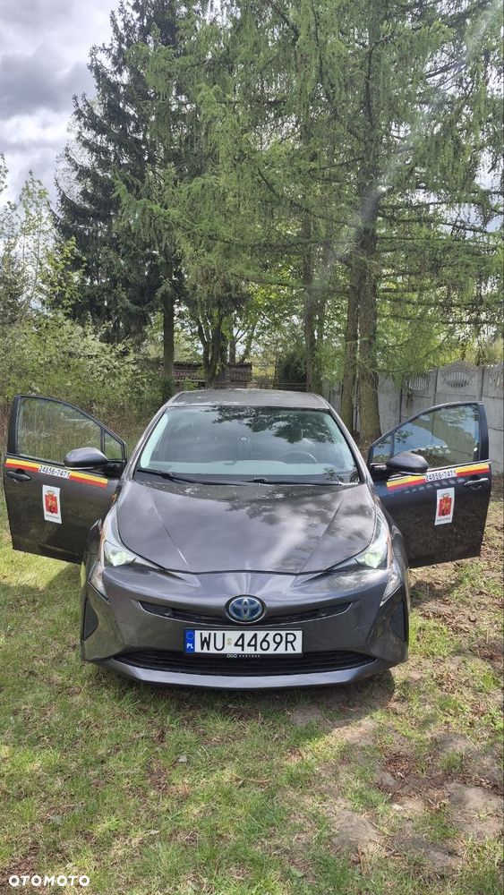 Toyota Prius (Hybrid) Comfort - 3