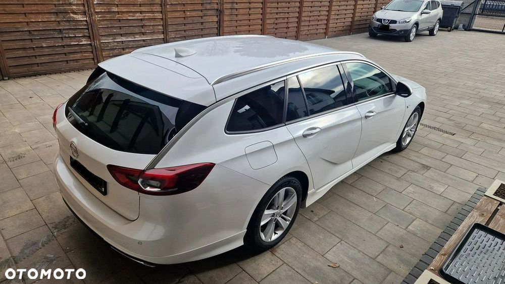 Opel Insignia - 10