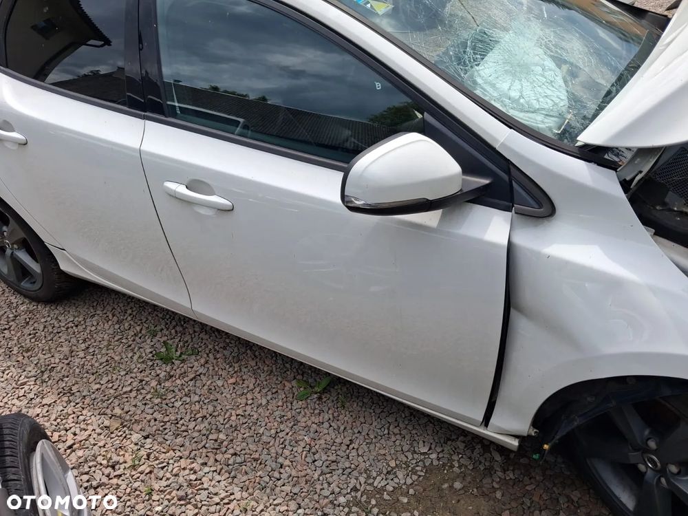 Volvo V40 D3 Drive-E SCR Momentum - 12