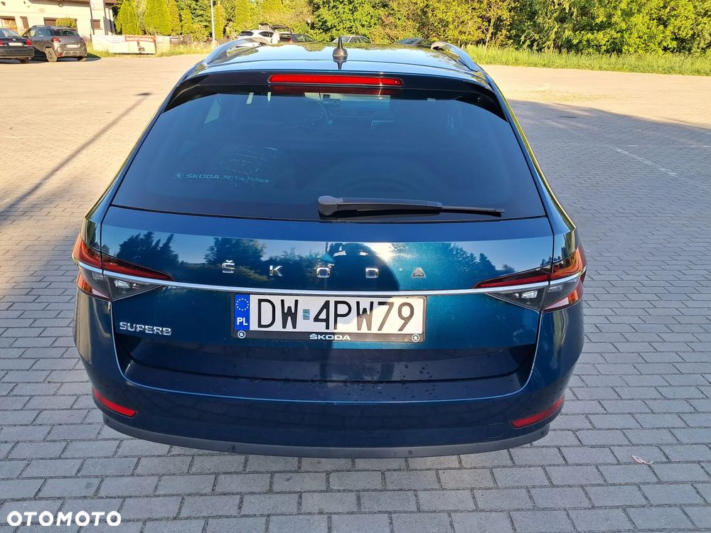 Skoda Superb 2.0 TSI Ambition DSG - 19