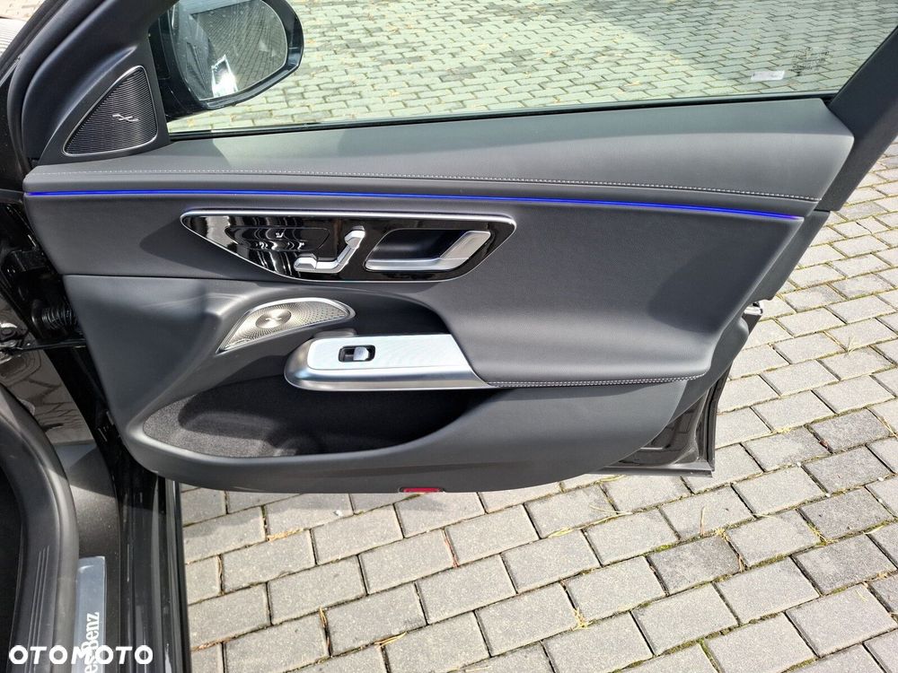 Mercedes-Benz Klasa E - 15