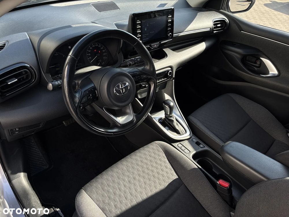 Toyota Yaris - 9