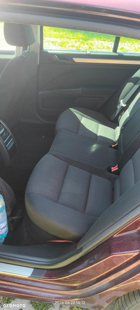 Skoda Superb 2.0 TDI Elegance DSG - 13