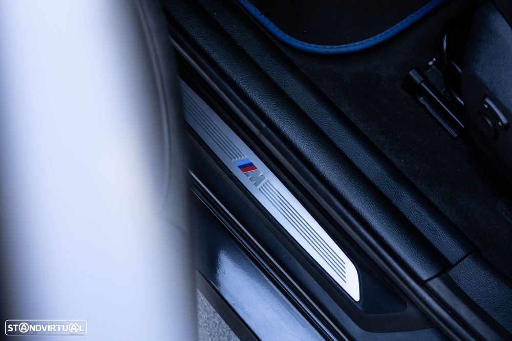 BMW X2 18 d sDrive Auto Pack M - 27