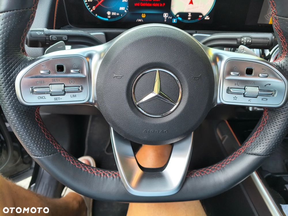Mercedes-Benz GLB AMG 35 4-Matic - 12