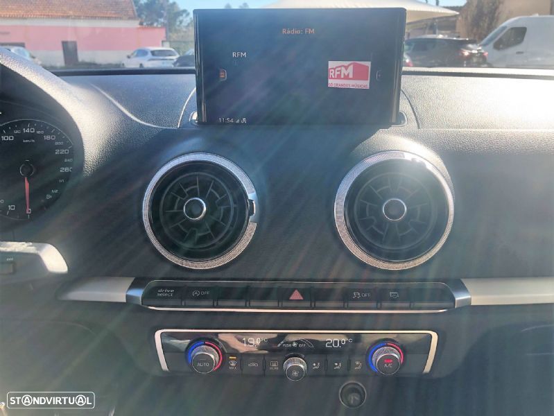 Audi A3 Sportback 1.6 TDI S-line S tronic - 17