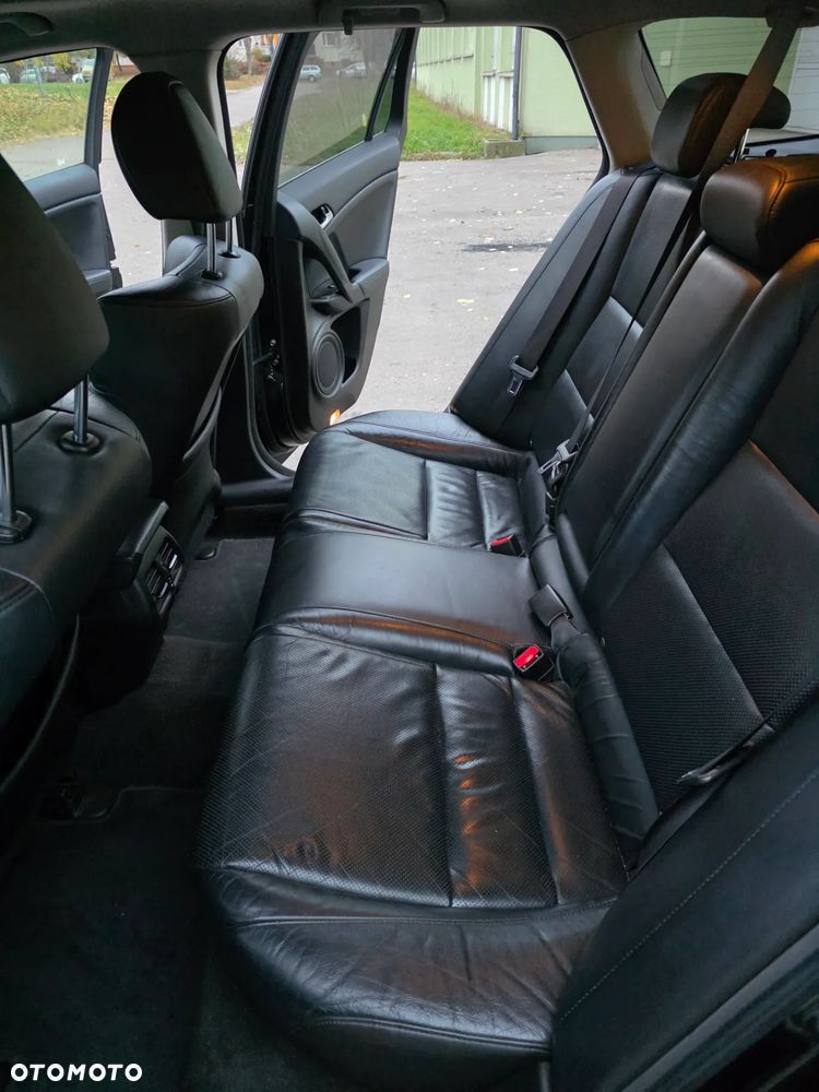 Honda Accord 2.0 Executive - 12