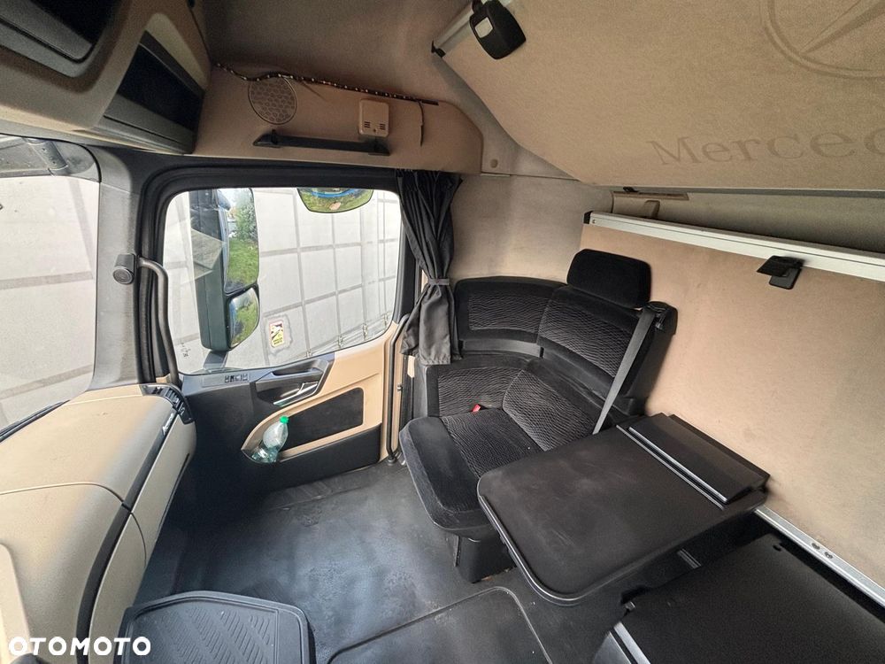 Mercedes-Benz Actros 1833 - 20