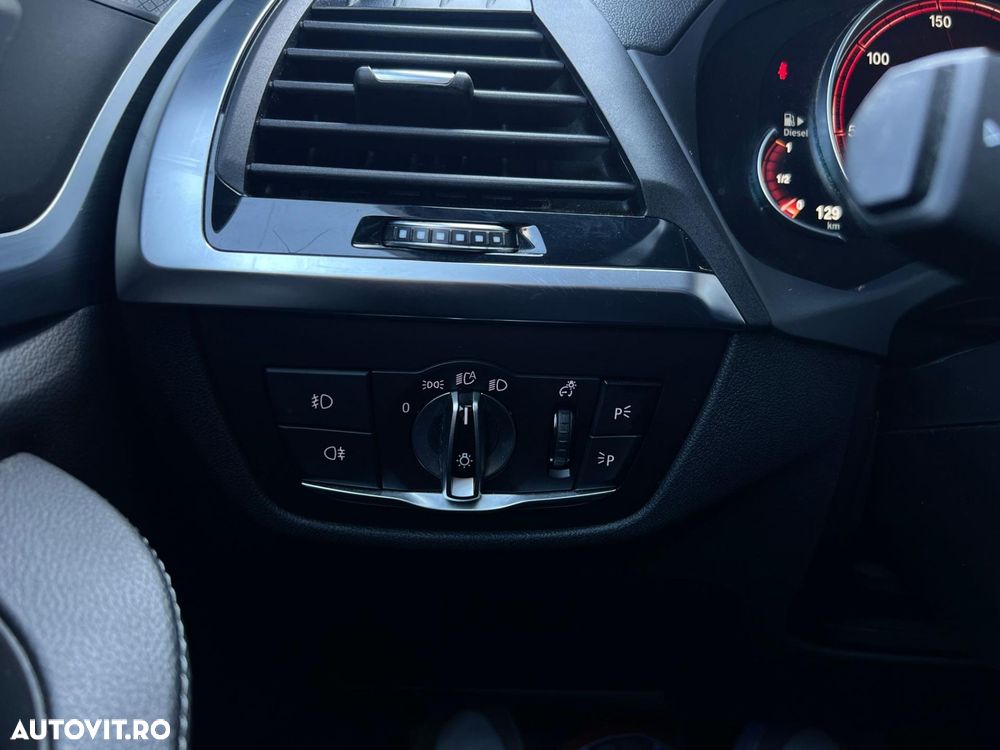 BMW X3 sDrive18d AT MHEV - 28