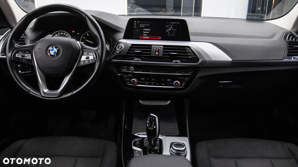 BMW X3 xDrive20i GPF Business Edition - 18