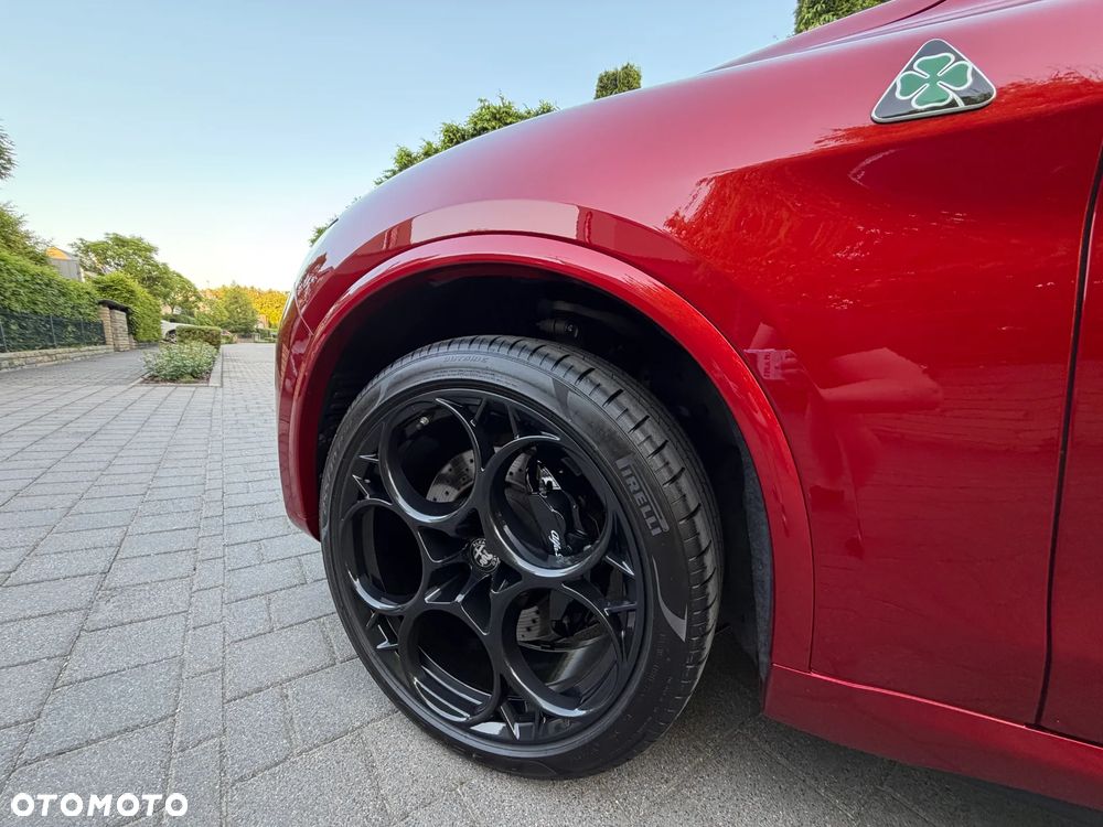 Alfa Romeo Stelvio - 11