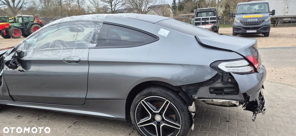 Mercedes-Benz Klasa C 220 d 9G-TRONIC - 15