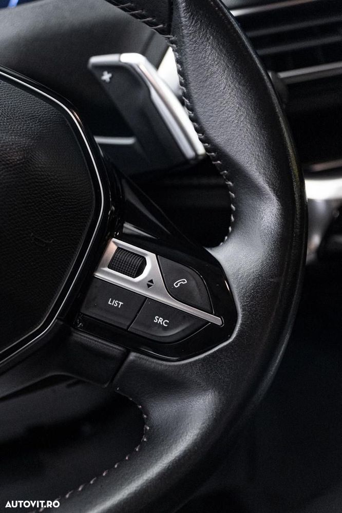Peugeot 5008 PureTech 130 EAT8 Stop & Start Allure Pack - 27
