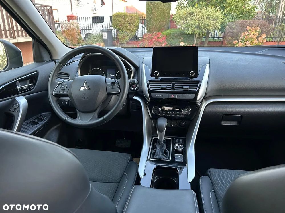 Mitsubishi Eclipse Cross - 15