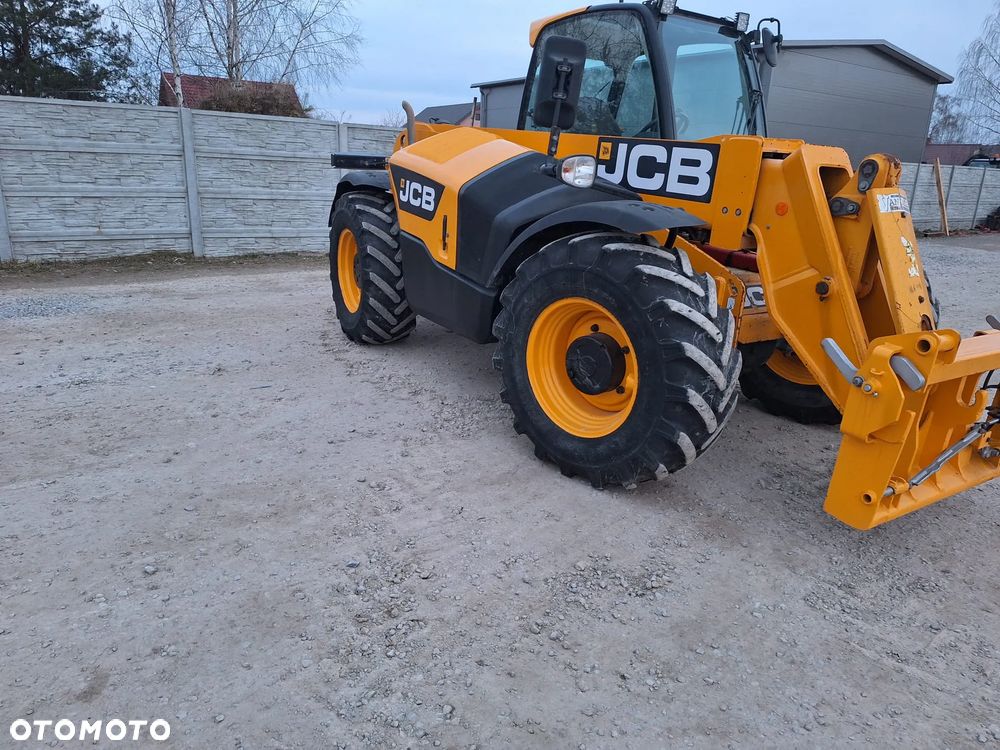 JCB 526-56 Agri Plus - 1