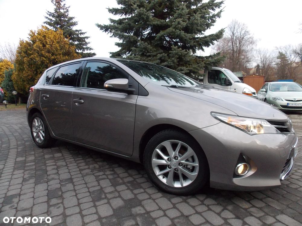 Toyota Auris 1.4 D-4D Edition - 9