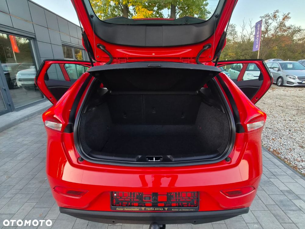 Volvo V40 D2 Kinetic - 27