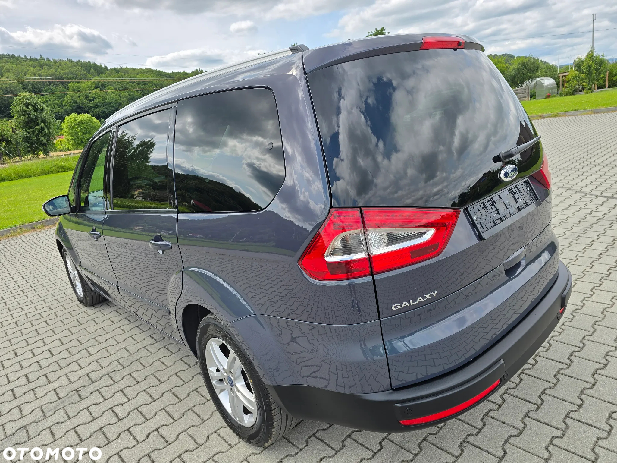 Ford Galaxy - 25