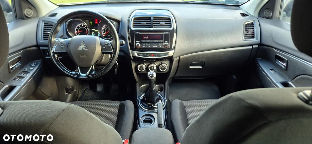 Mitsubishi ASX 1.6 Instyle - 28