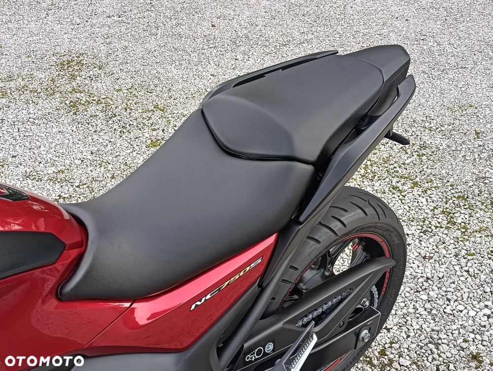 Honda NC - 17
