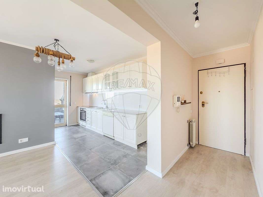 Apartamento T2 para arrendamento - Grande imagem: 2/27