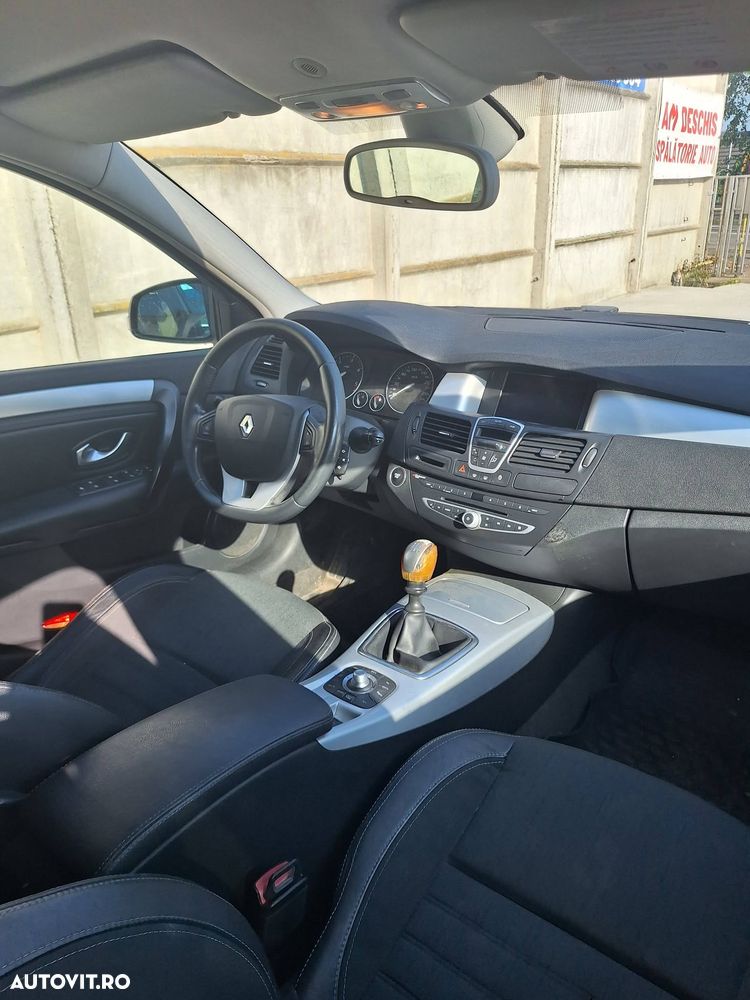 Renault Laguna - 12