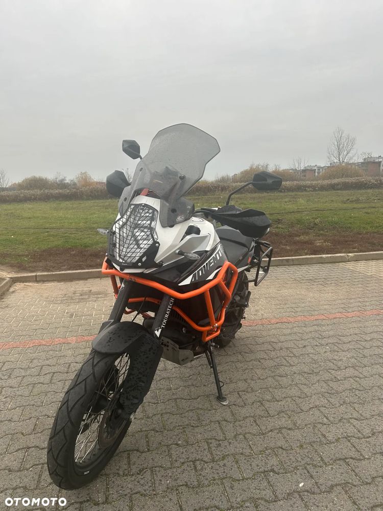 KTM Adventure - 2