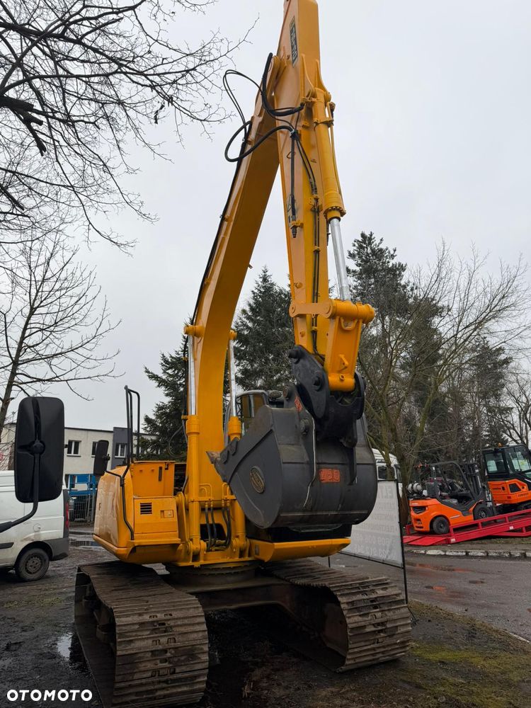 JCB JS130 - 2