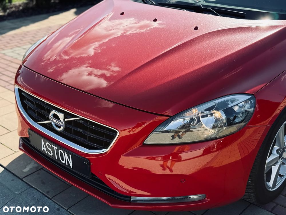 Volvo V40 T2 Momentum - 13
