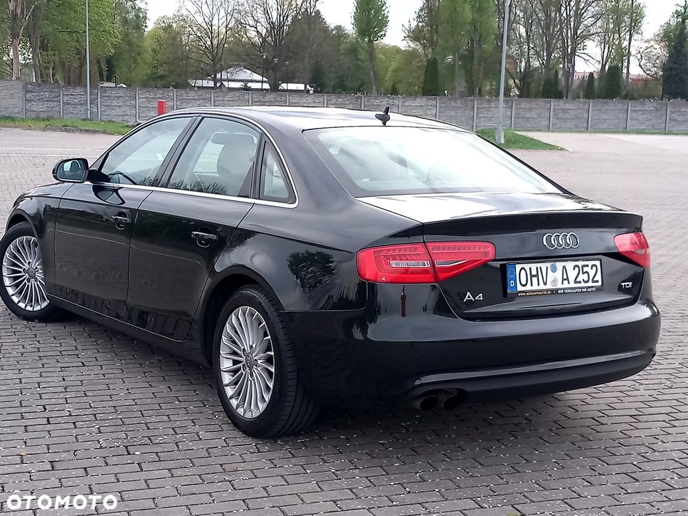 Audi A4 Avant 2.0 TDI DPF Attraction - 25