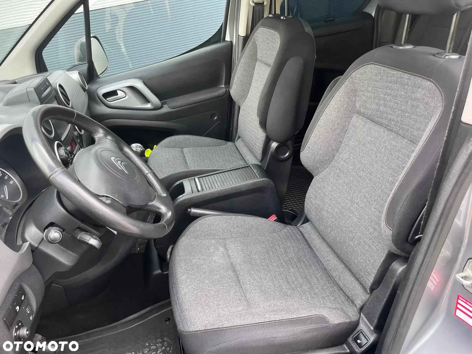 Citroën Berlingo 1.6 BlueHDi XTR S&S - 2