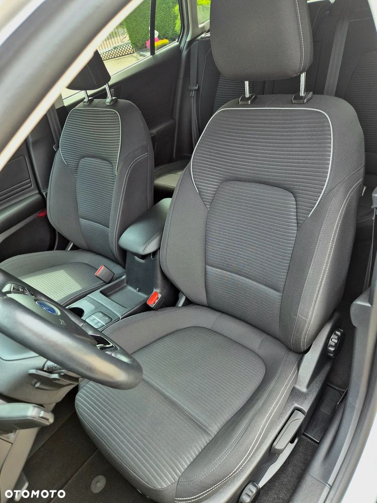 Ford Focus 2.0 EcoBlue Titanium - 17